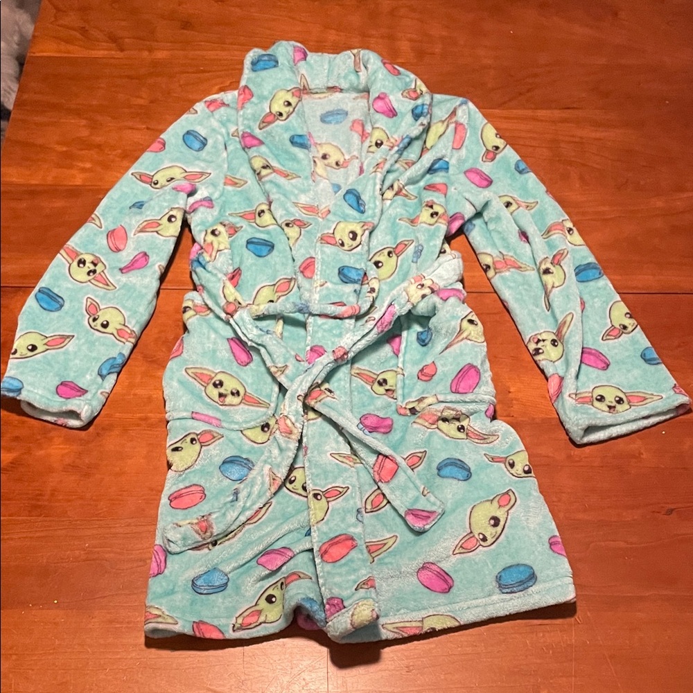 Grogu Baby Yoda Star Wars robe child approximate size 8/10